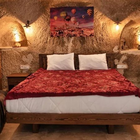 Bed & Breakfast Happiness Cave House Cappadocia 3*